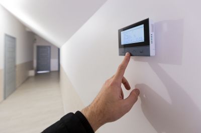 Products For Smart Thermostat Repairs in use